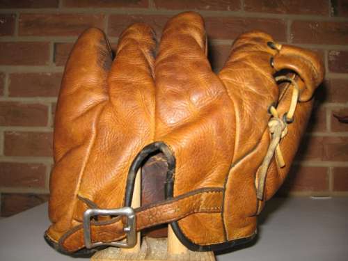 Walter Biff Berger F025 Back